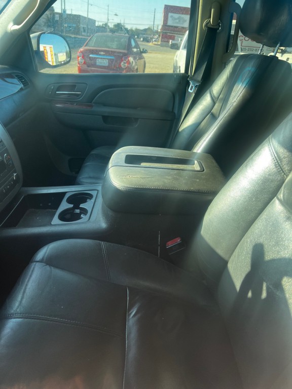 2011 GMC Yukon Image 6