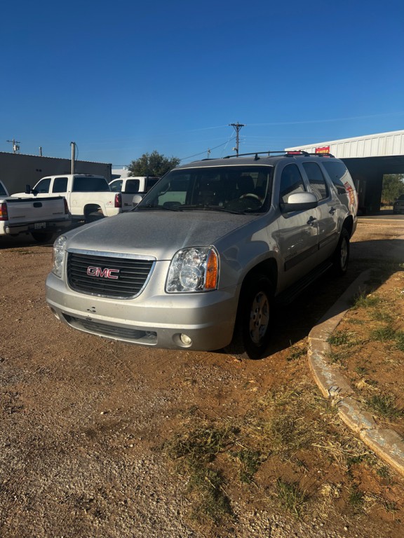2011 GMC Yukon Image 9