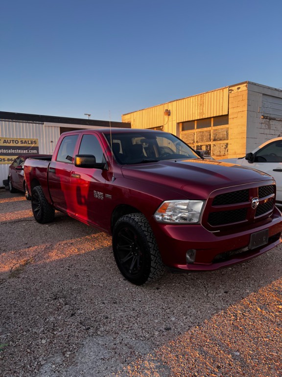 2014 RAM 1500 Image 1