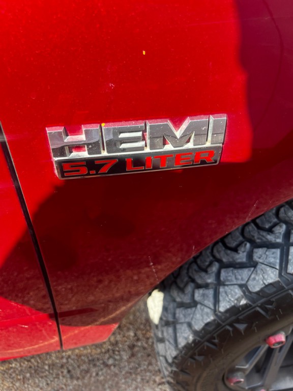 2014 RAM 1500 Image 3