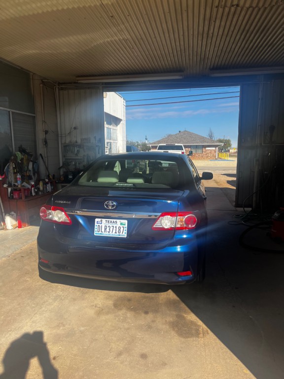 2013 Toyota Corolla Image 3