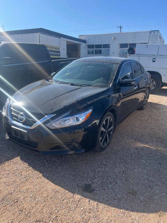 2018 Nissan Altima Image 2