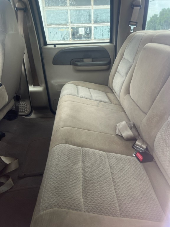 2003 Ford F-250 Image 2