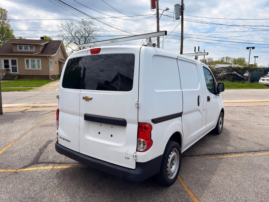 2015 Chevrolet Express Image 5