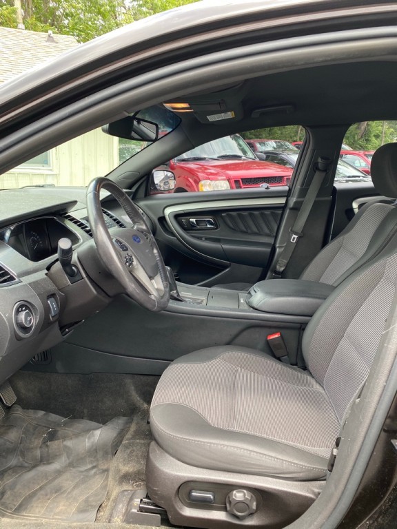 2014 Ford Taurus Image 11