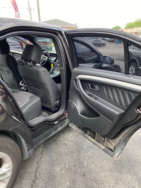 2014 Ford Taurus Image 14