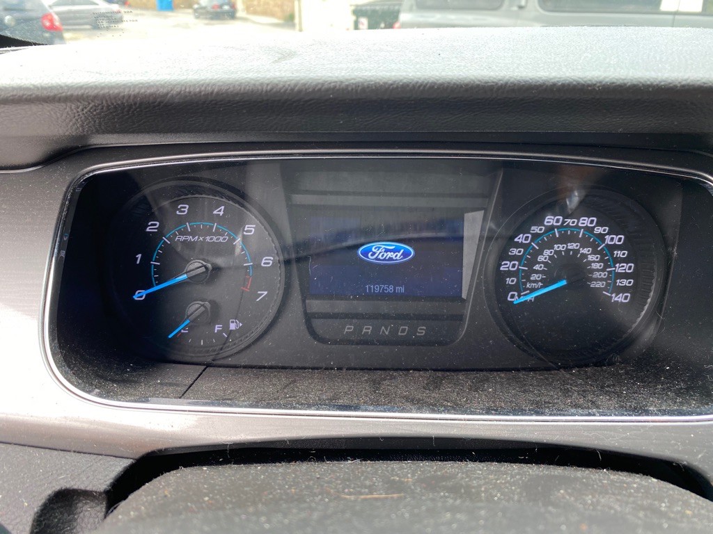 2014 Ford Taurus Image 19