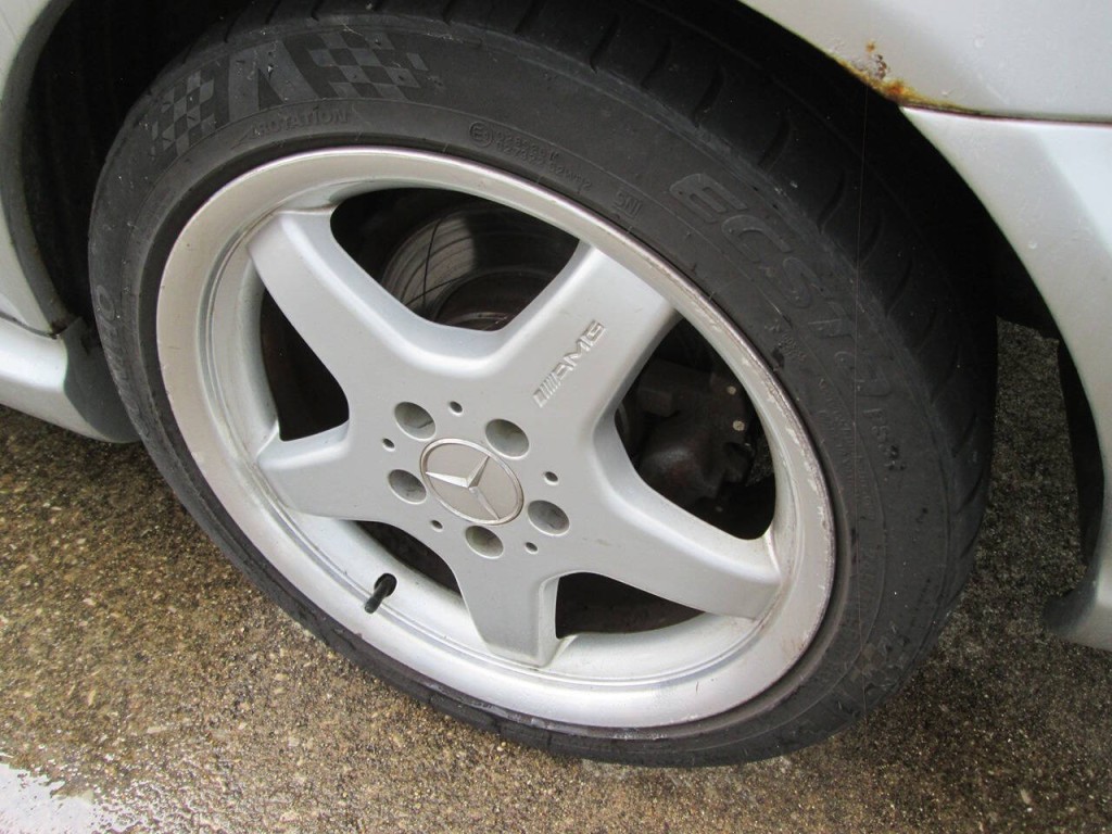 2003 Mercedes-Benz CLK-Class Image 12