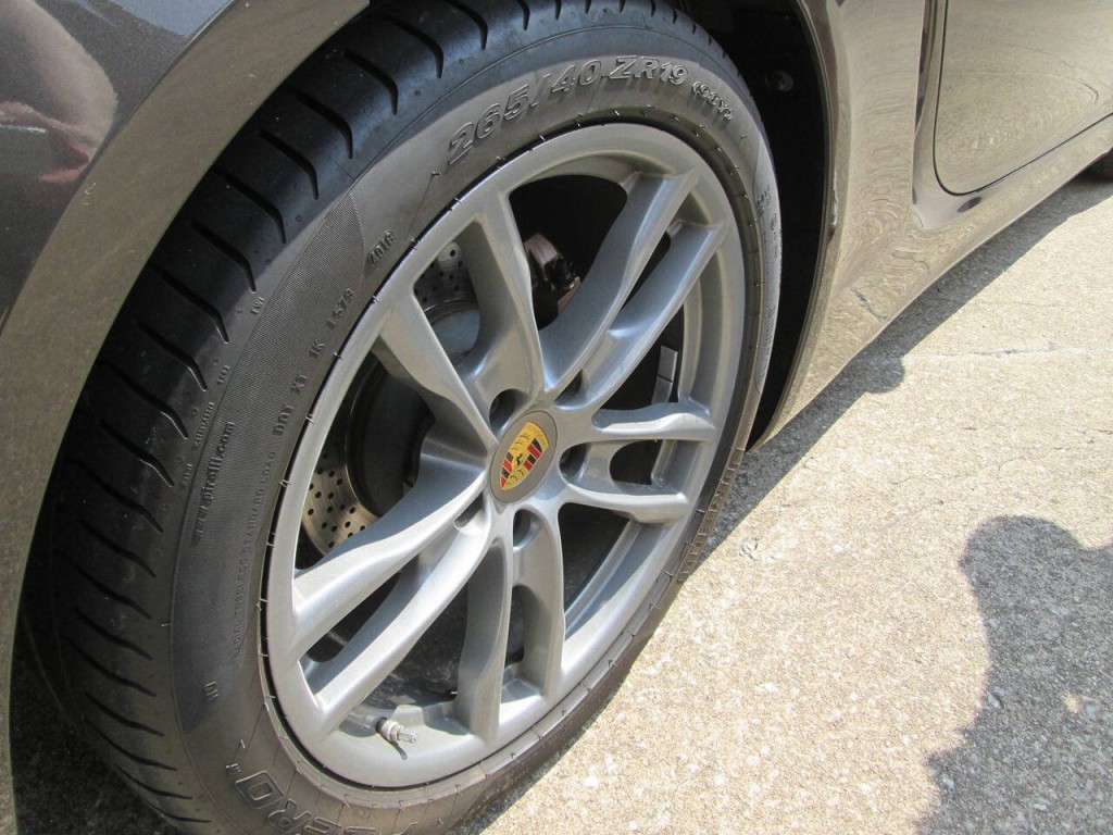 2015 Porsche Cayman Image 23