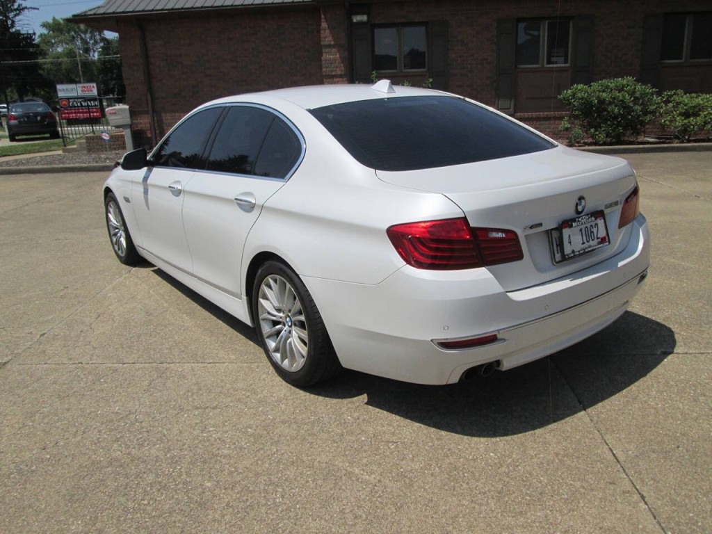 2016 BMW 5 Series Image 5