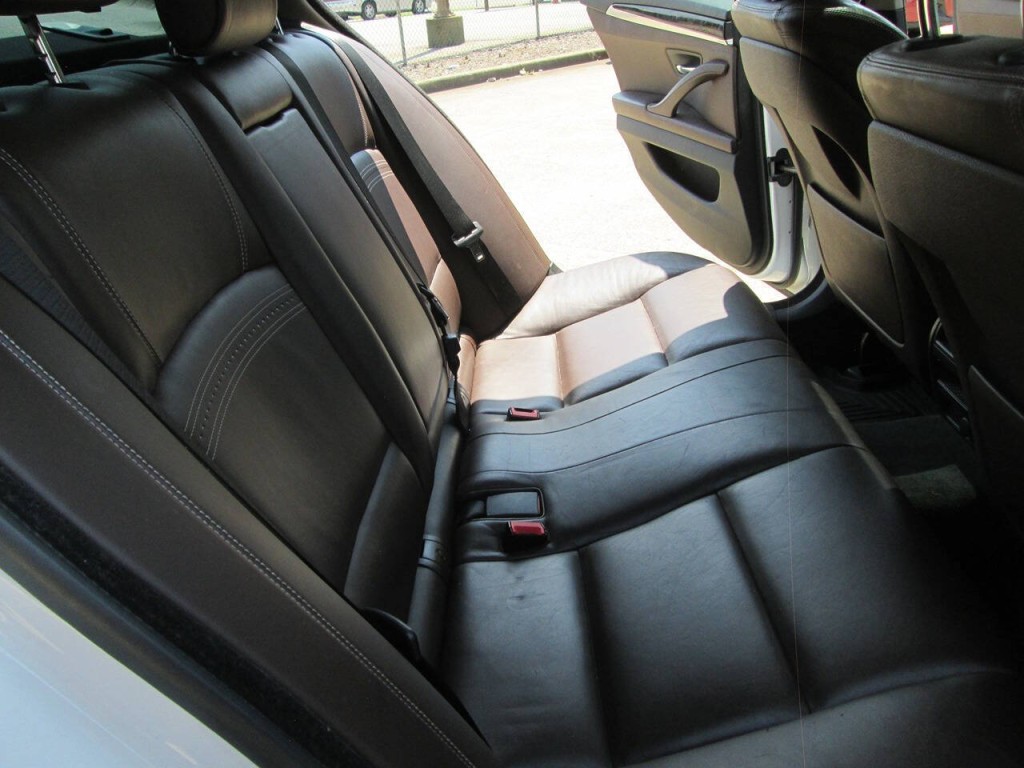 2016 BMW 5 Series Image 12