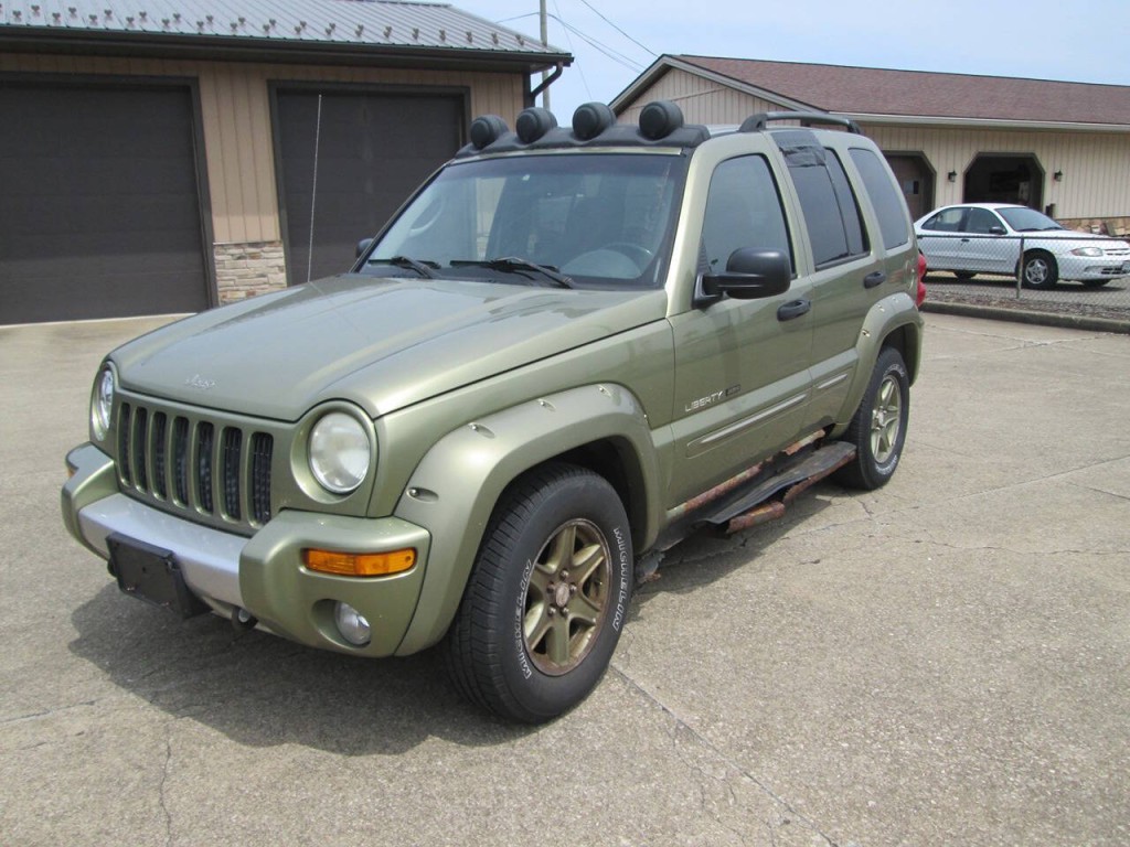 2002 Jeep Liberty Image 2