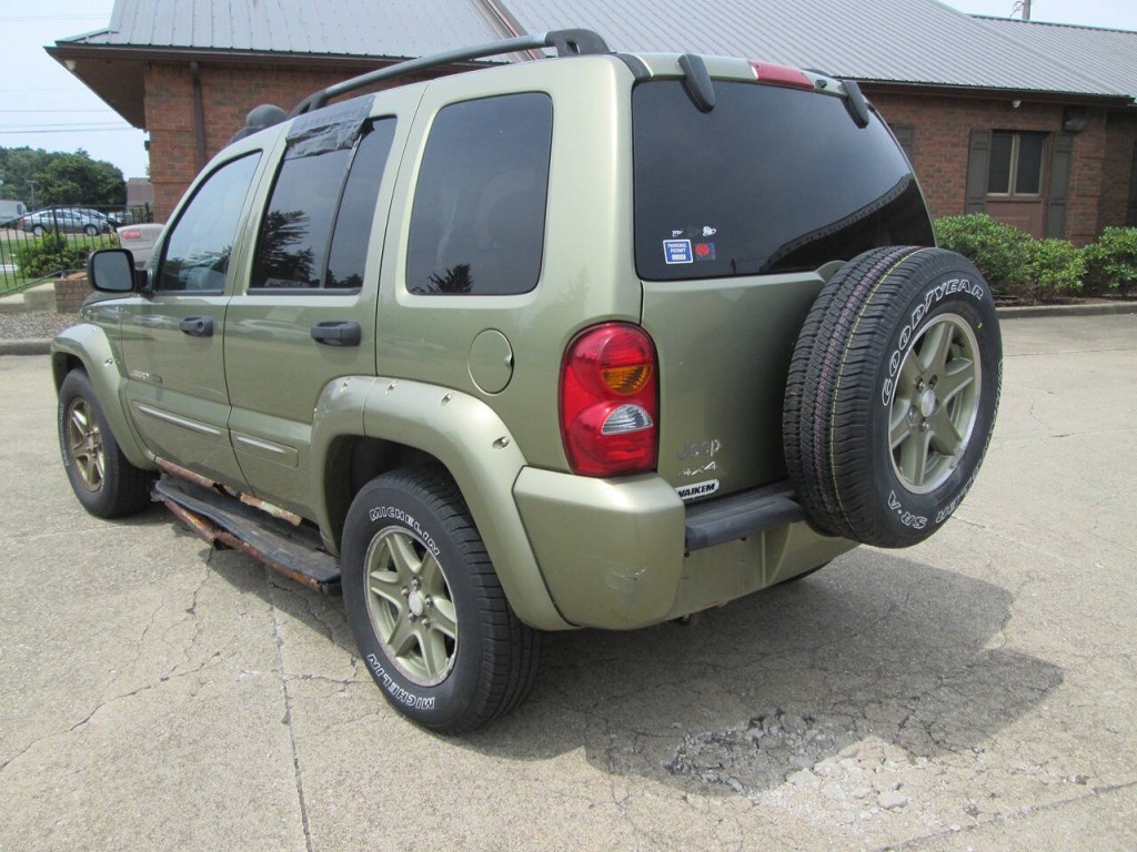 2002 Jeep Liberty Image 5
