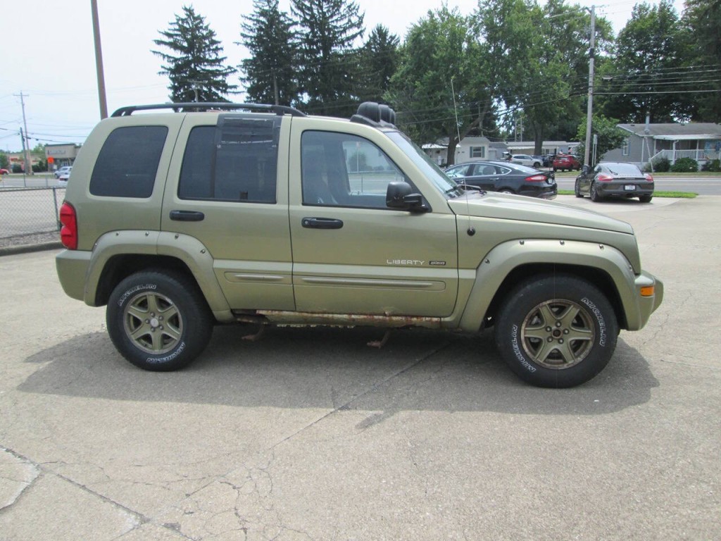 2002 Jeep Liberty Image 8