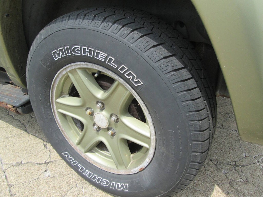 2002 Jeep Liberty Image 24