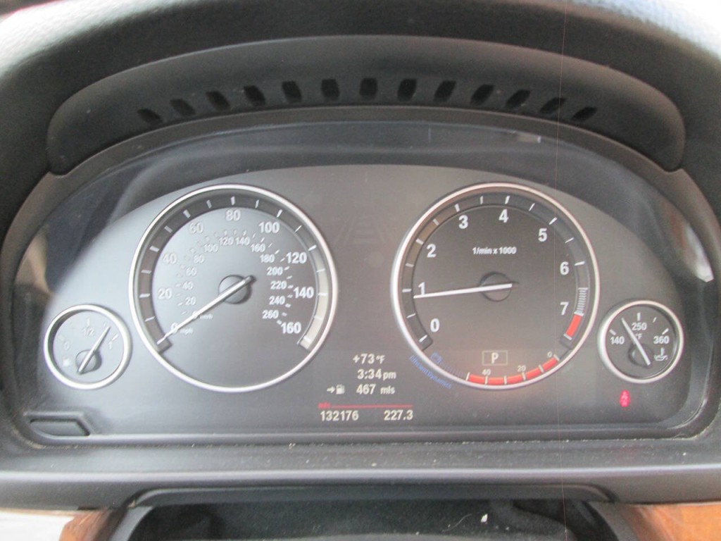 2012 BMW 5 Series Image 18