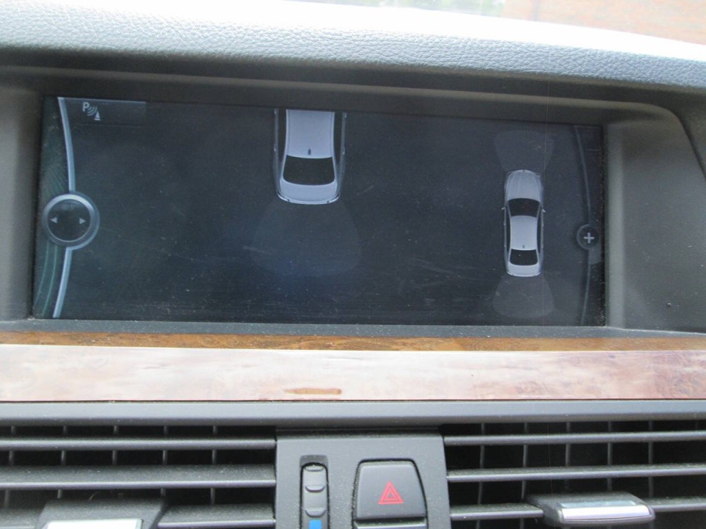 2012 BMW 5 Series Image 21