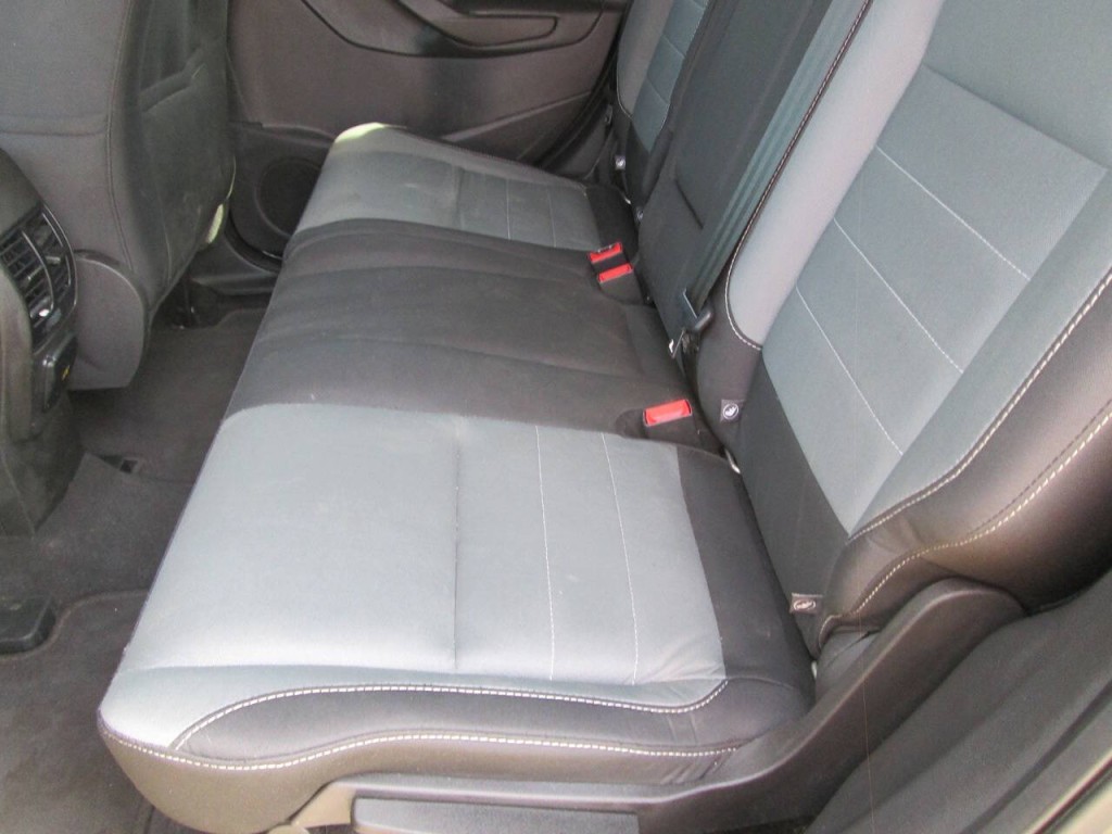 2016 Ford Escape Image 11