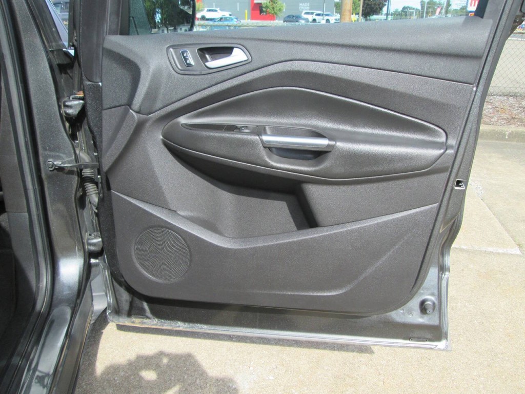 2016 Ford Escape Image 17