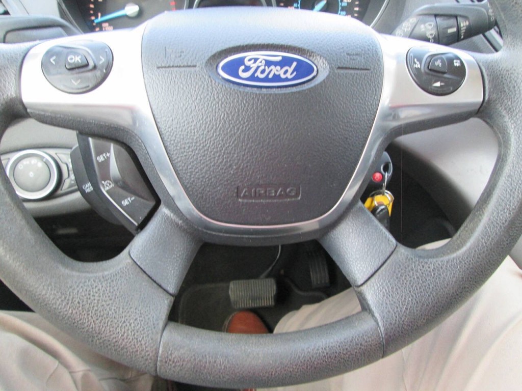 2016 Ford Escape Image 19