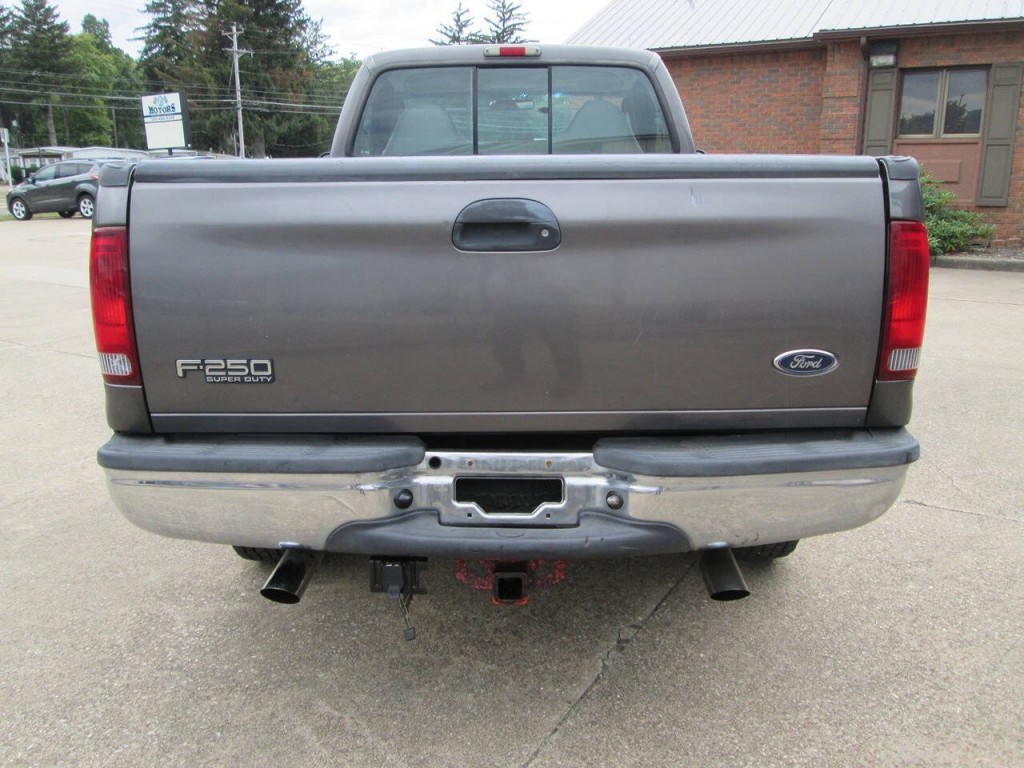 2003 Ford F-250 Image 5