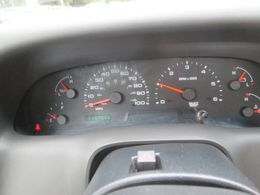 2003 Ford F-250 Image 13
