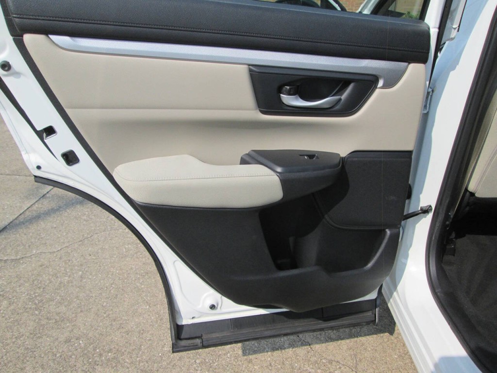 2017 Honda CR-V Image 15