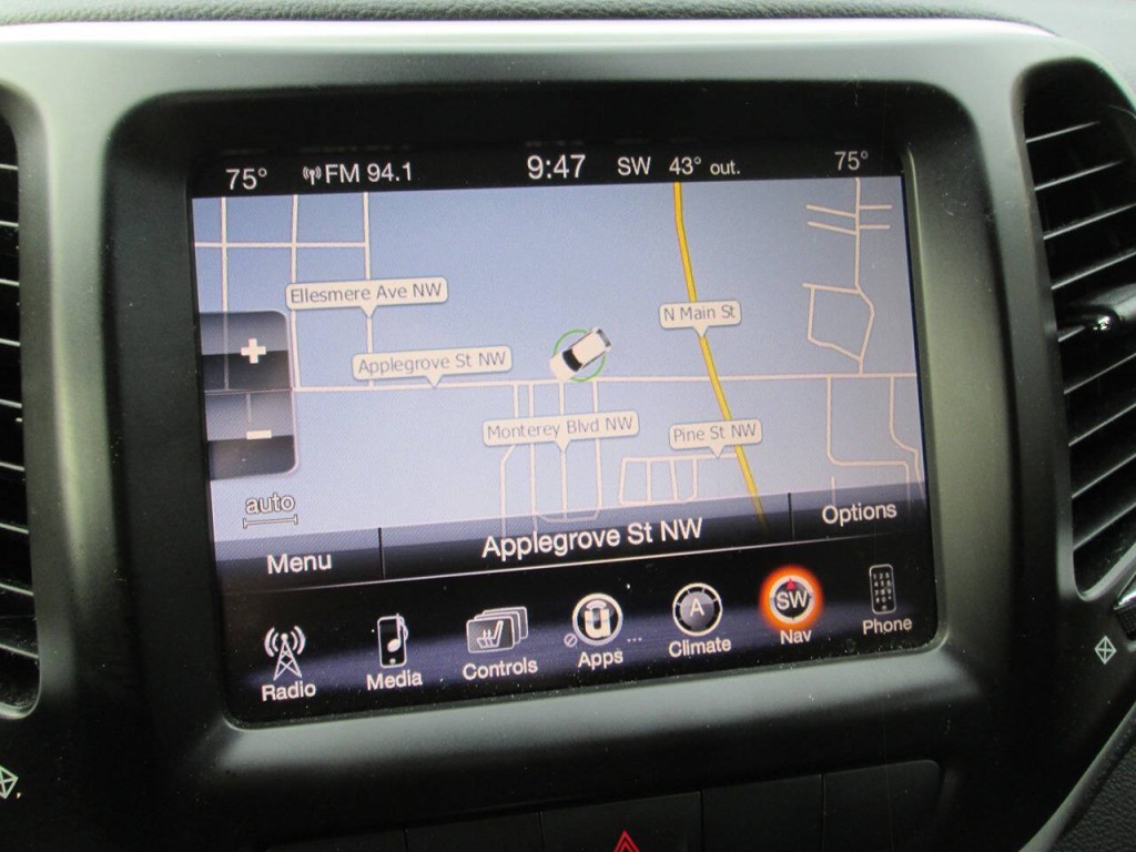 2014 Jeep Cherokee Image 16