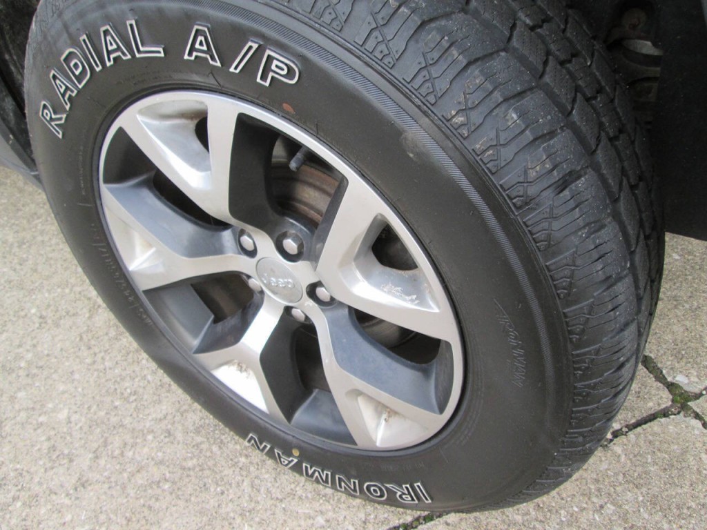 2014 Jeep Cherokee Image 19