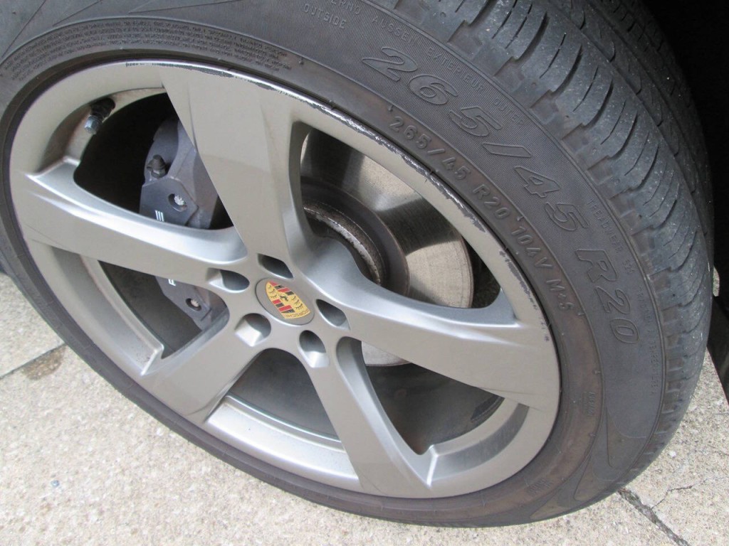 2023 Porsche Macan Image 28