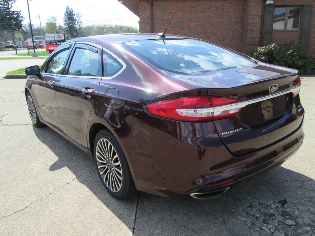 2017 Ford Fusion Image 5