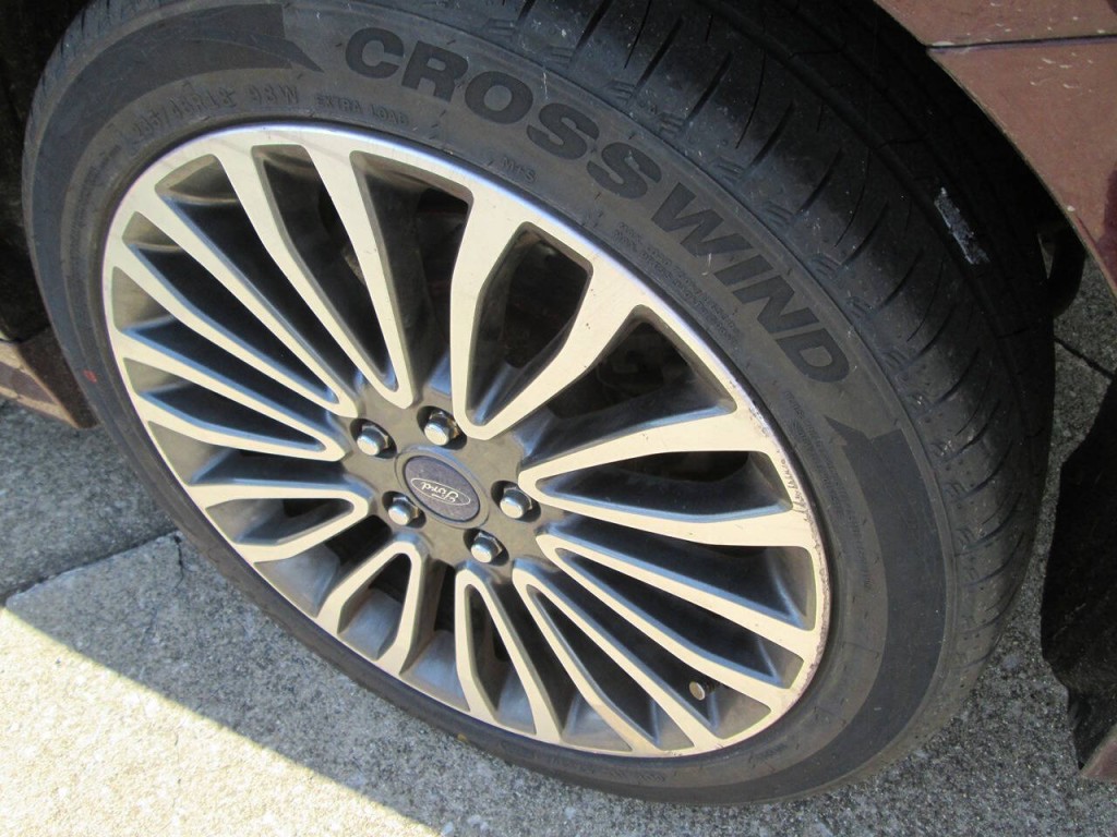 2017 Ford Fusion Image 25