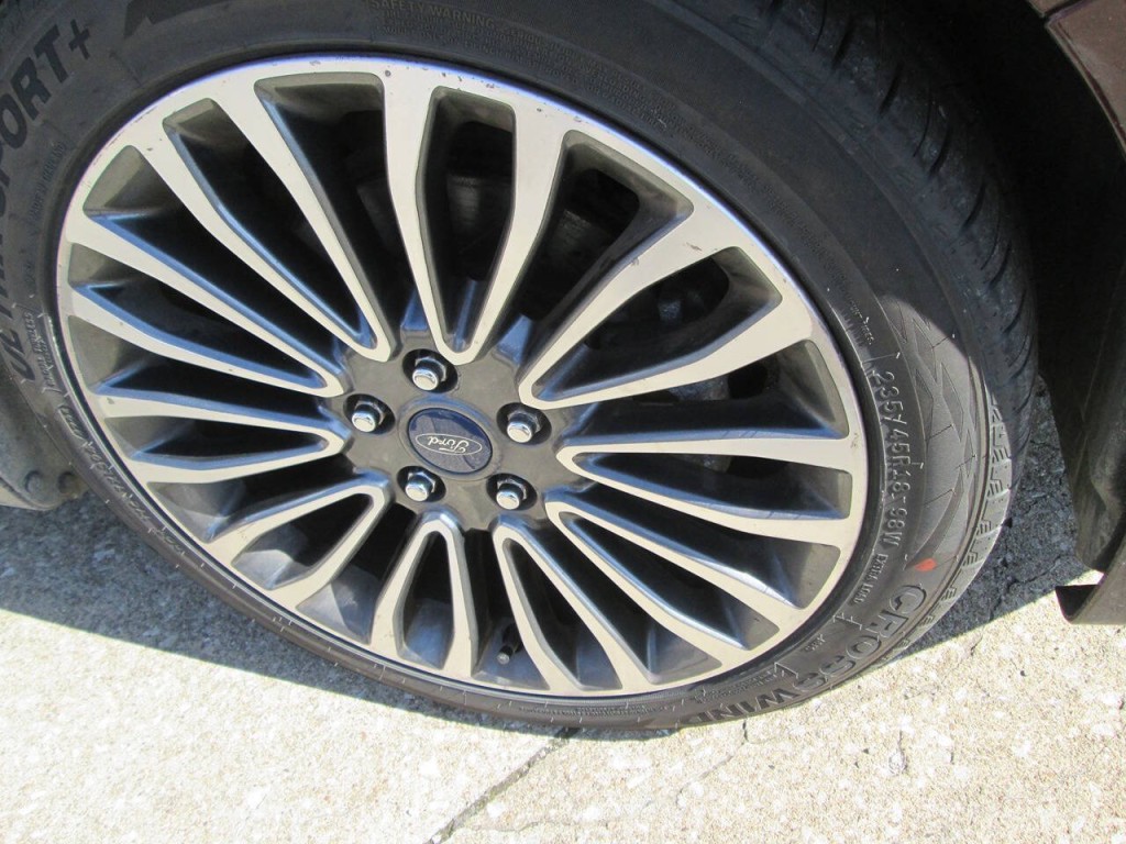 2017 Ford Fusion Image 27