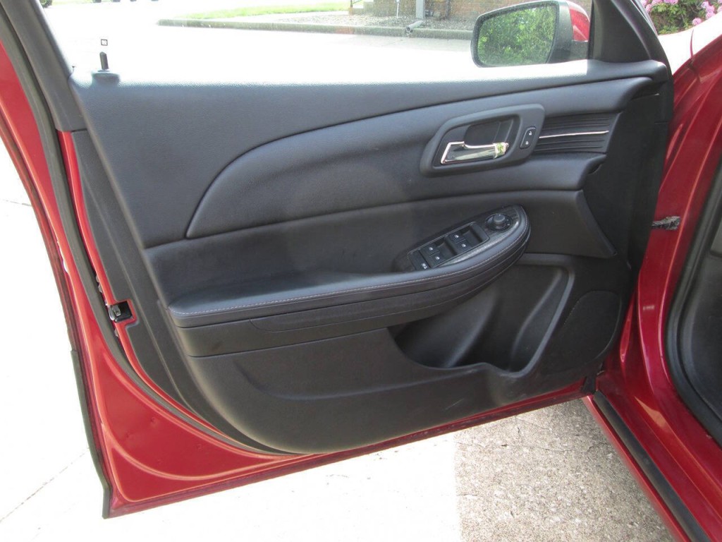 2014 Chevrolet Malibu Image 14
