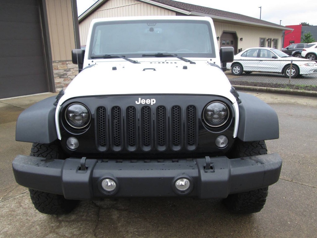 2017 Jeep Wrangler Unlimited Image 3