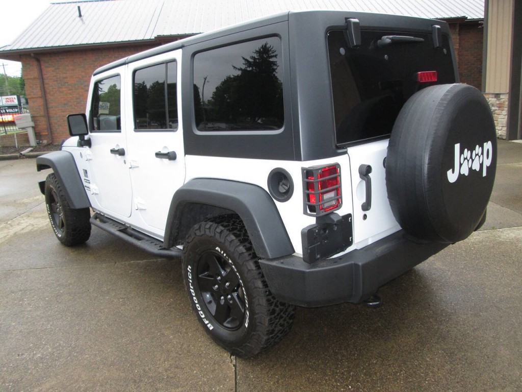 2017 Jeep Wrangler Unlimited Image 5