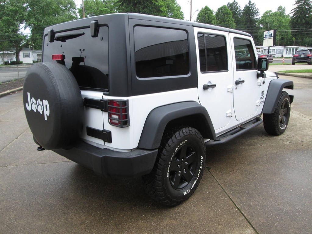 2017 Jeep Wrangler Unlimited Image 7
