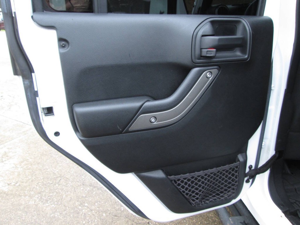 2017 Jeep Wrangler Unlimited Image 15