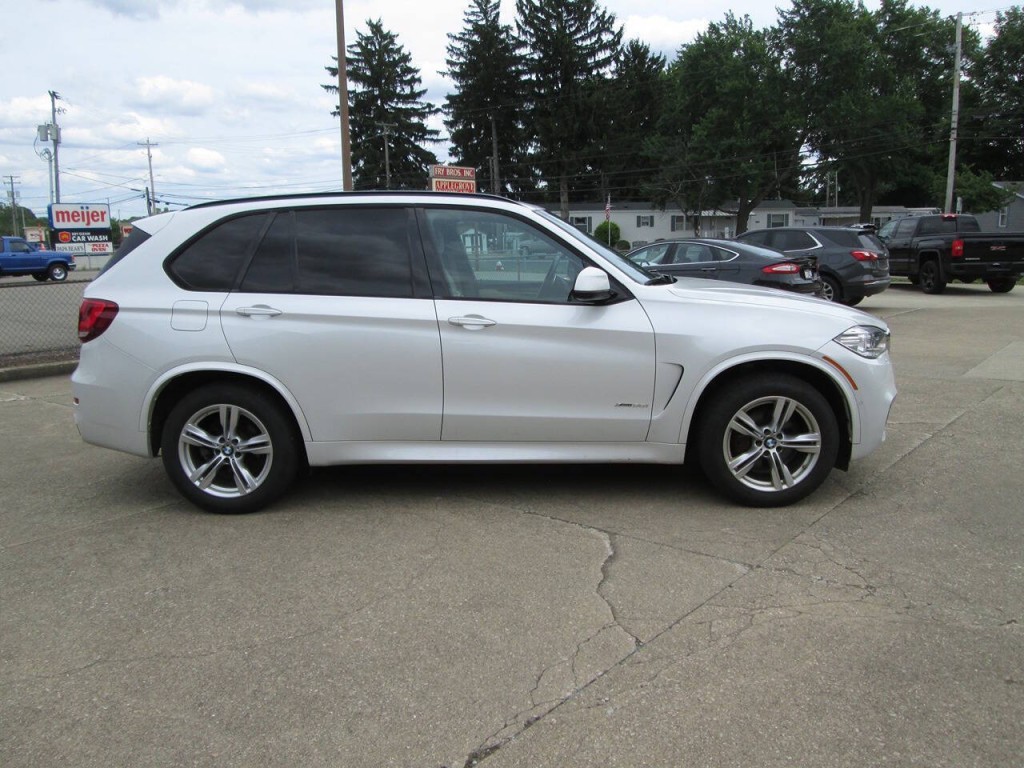 2017 BMW X5 Image 8