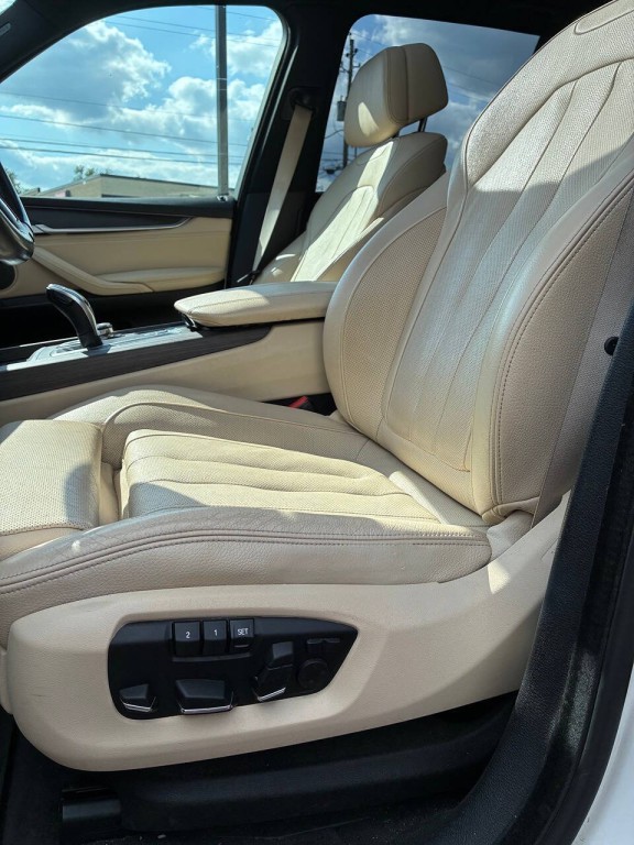 2017 BMW X5 Image 10