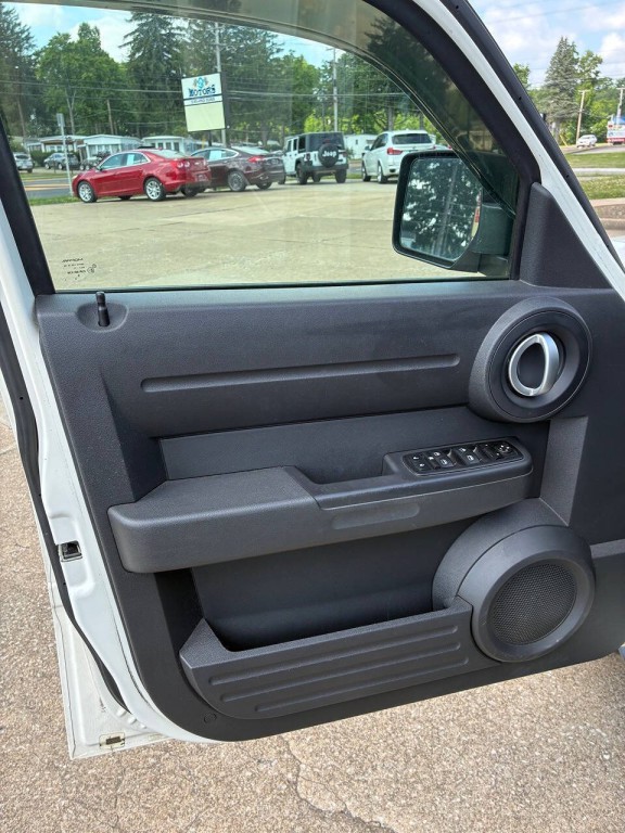 2008 Dodge Nitro Image 10