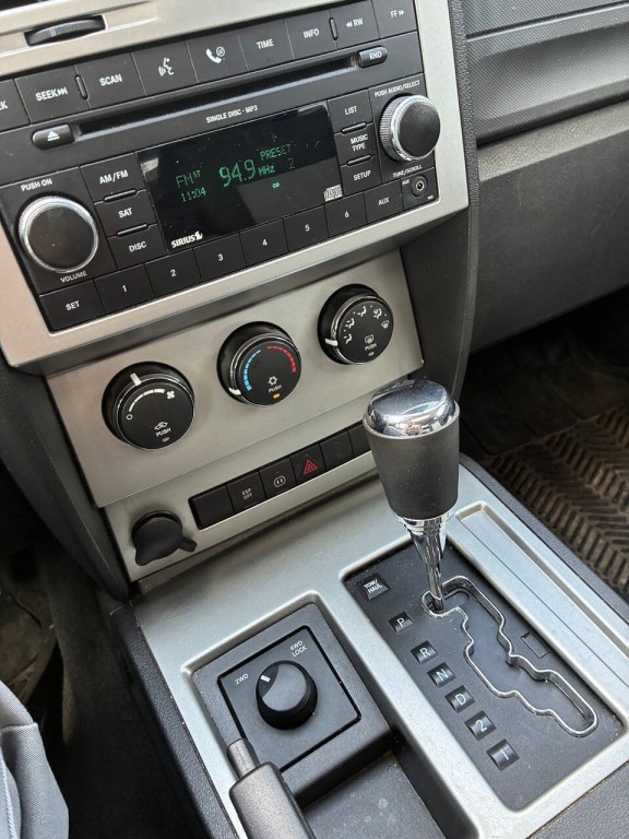 2008 Dodge Nitro Image 15