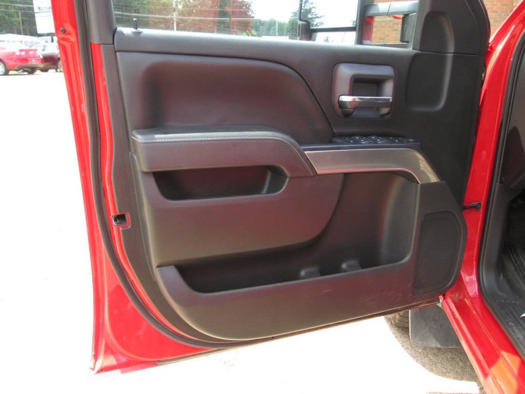 2018 Chevrolet Silverado 1500 Image 14