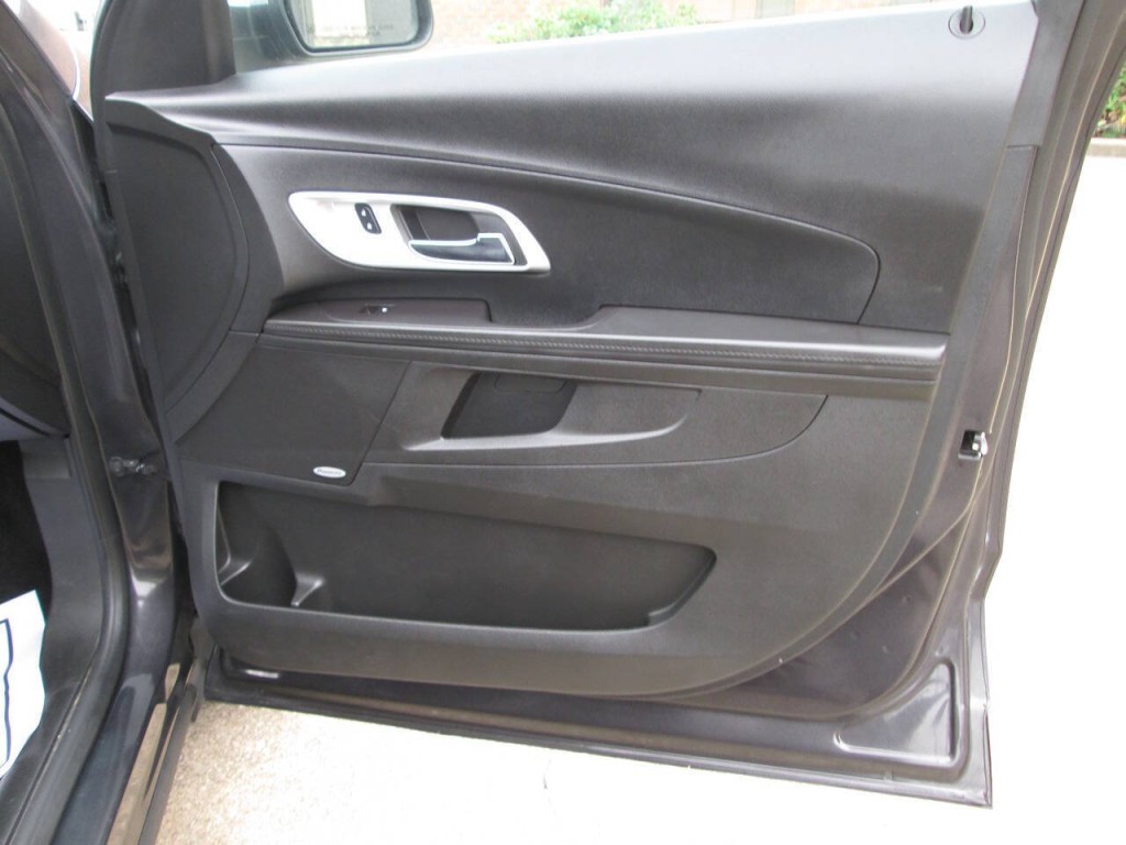 2016 Chevrolet Equinox Image 17