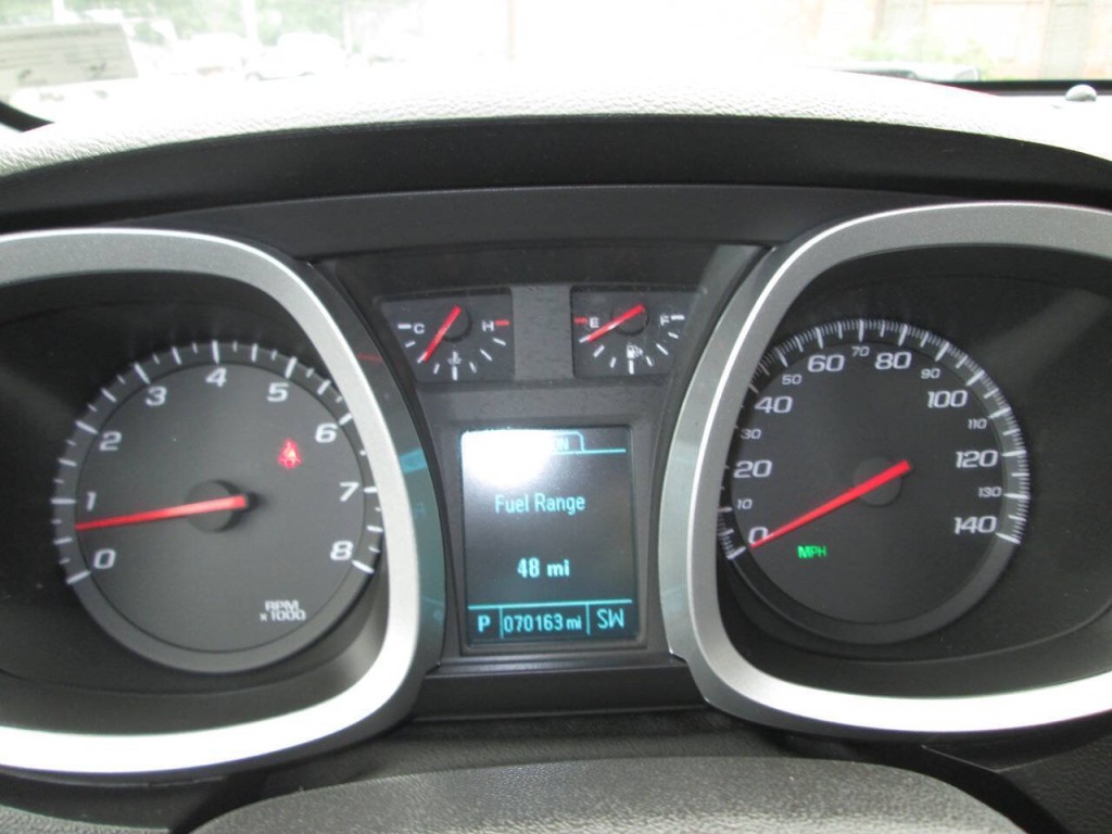 2016 Chevrolet Equinox Image 18