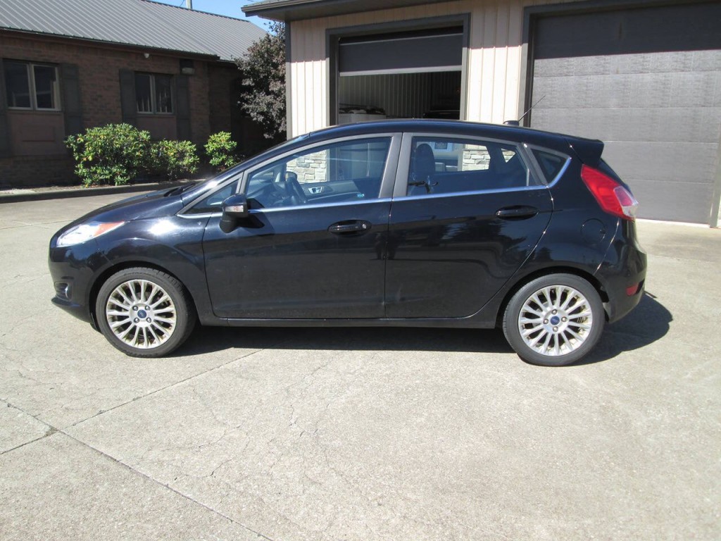 2016 Ford Fiesta Image 4