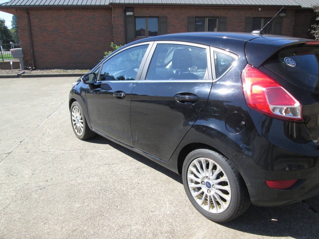 2016 Ford Fiesta Image 5