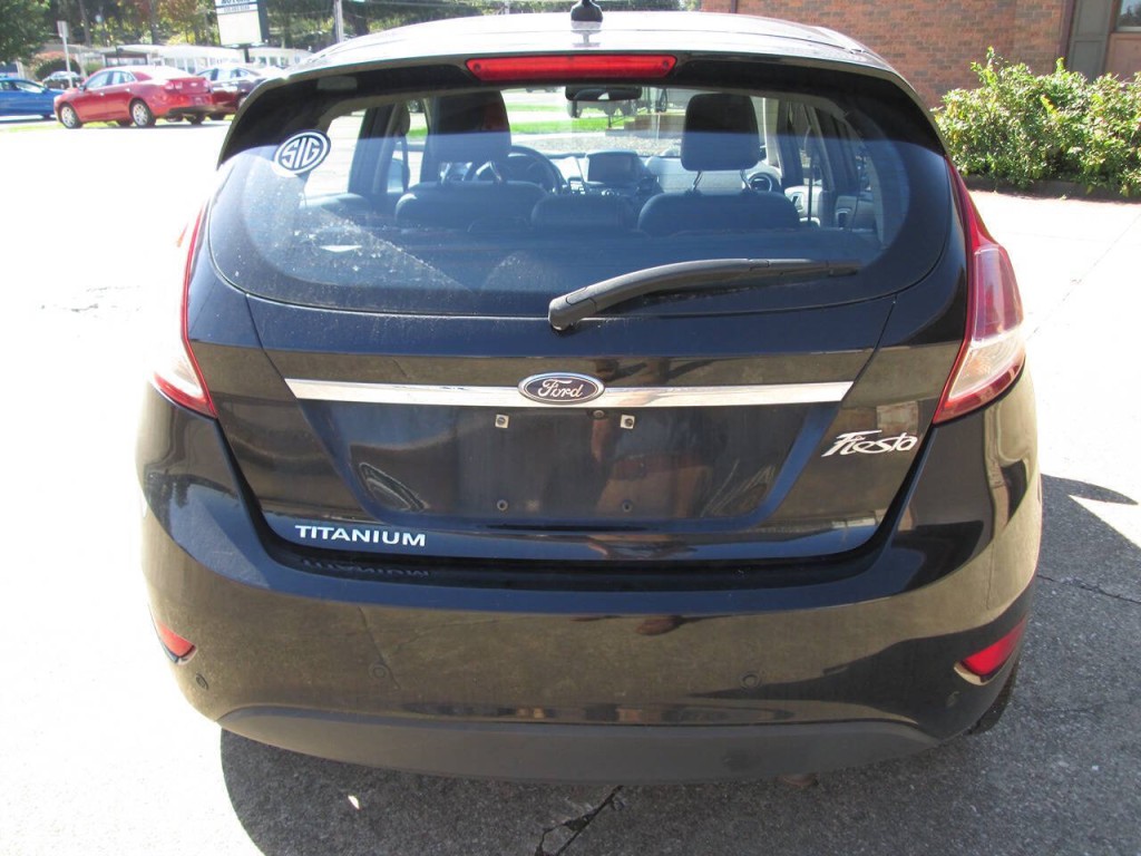 2016 Ford Fiesta Image 6