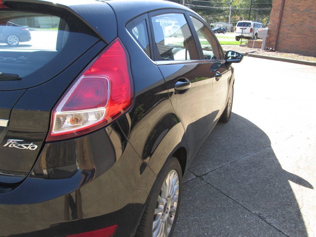 2016 Ford Fiesta Image 7