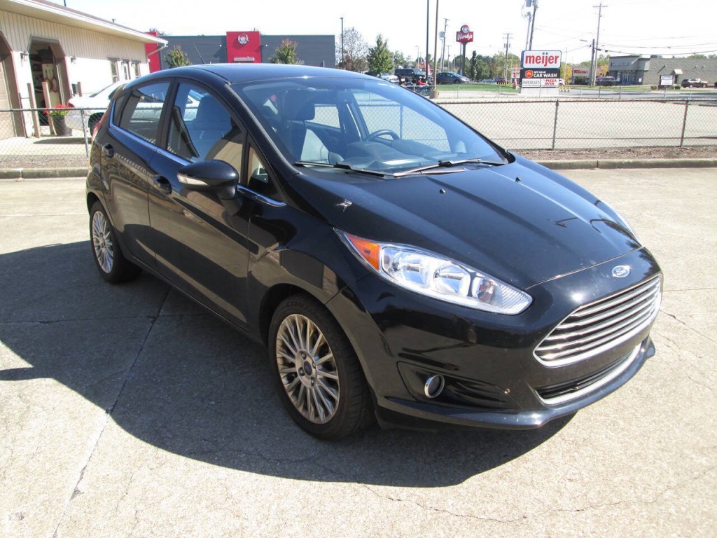 2016 Ford Fiesta Image 9